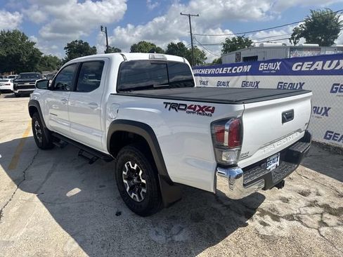 Used 2023 Toyota Tacoma TRD Off-Road AWD/4WD image 13