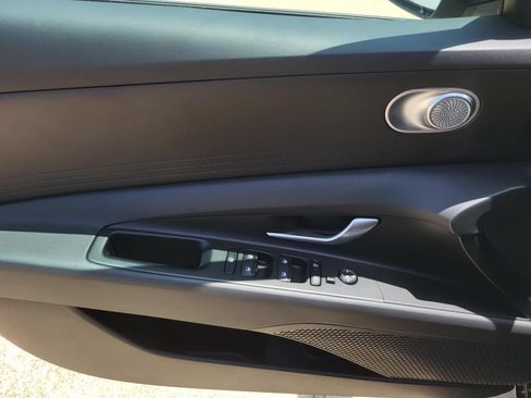 New 2026 Hyundai Elantra SE FWD image 12