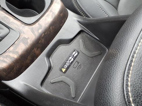 Certified 2021 GMC Canyon Denali image 27