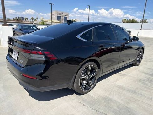 Used 2023 Honda Accord Sport image 2
