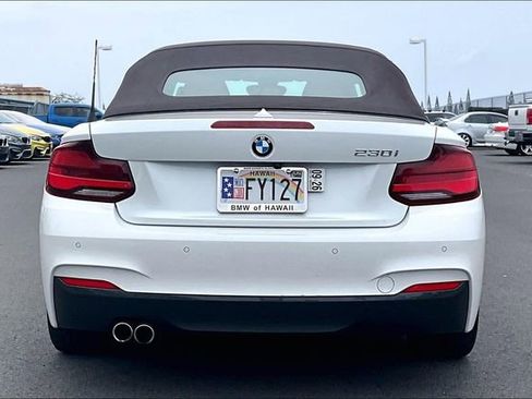 Used 2021 BMW 230i Convertible w/ M Sport Package image 4