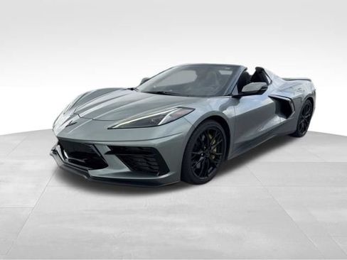 Used 2023 Chevrolet Corvette Stingray Premium Conv w/ Z51 Performance Package RWD image 4