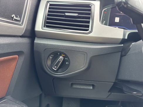 Used 2021 Volkswagen Atlas SEL Premium R-Line image 17