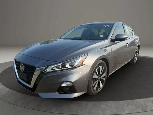 Used 2021 Nissan Altima 2.5 SL FWD image 1