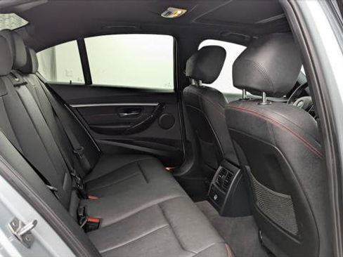Used 2017 BMW 330i Sedan RWD image 17
