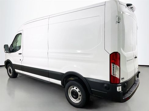 New 2025 Ford Transit 250 148 Medium Roof image 5