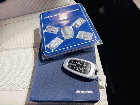 Used 2025 Hyundai Palisade Calligraphy image 41