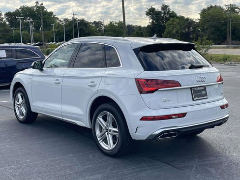 Certified 2025 Audi Q5 e Premium Plus w/ Premium Plus Package AWD/4WD image 5