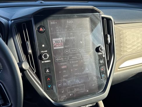 Used 2025 Subaru Forester Premium w/ Convenience Package #2 image 22