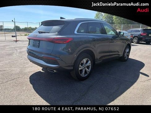 Used 2025 Audi Q5 Premium w/ Convenience Package AWD/4WD image 4
