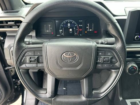 Used 2025 Toyota Tacoma SR image 12