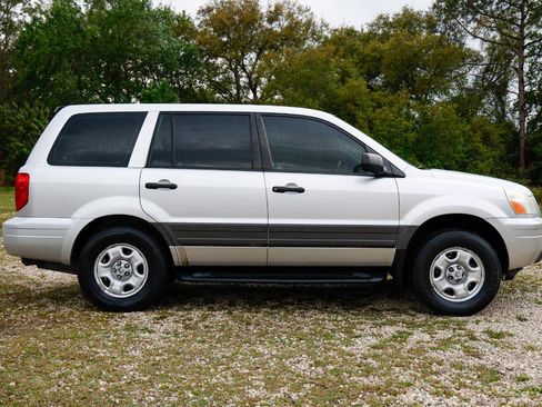 Used 2005 Honda Pilot LX image 13