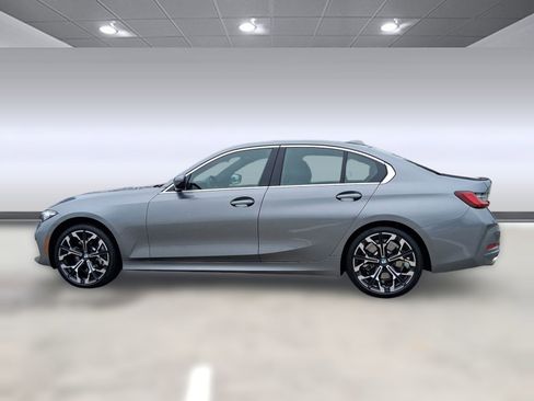 Used 2025 BMW 330i Sedan w/ Convenience Package image 2