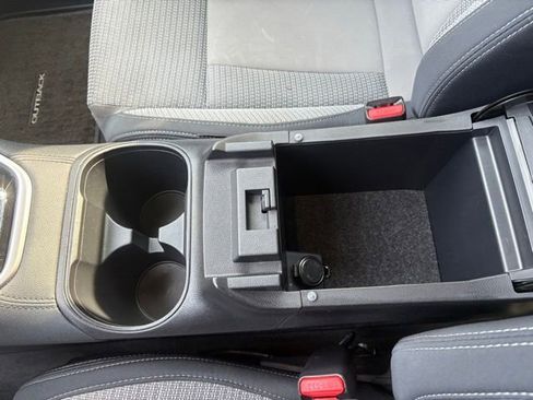 Used 2023 Subaru Outback Premium image 23