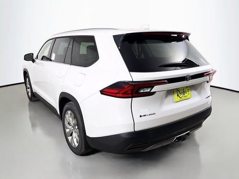 New 2026 Toyota Grand Highlander AWD Hybrid image 7
