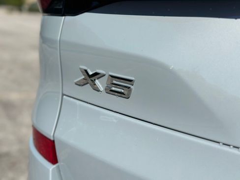 New 2026 BMW X5 xDrive40i w/ M Sport Package AWD/4WD image 14