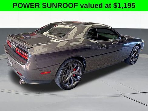 Used 2018 Dodge Challenger SXT Plus image 4