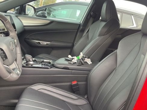 Used 2024 Lexus NX 350 F Sport image 2