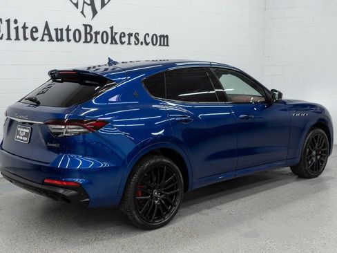 Used 2022 Maserati Levante Modena image 6