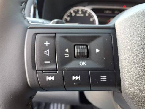 New 2026 Nissan Pathfinder SV image 20