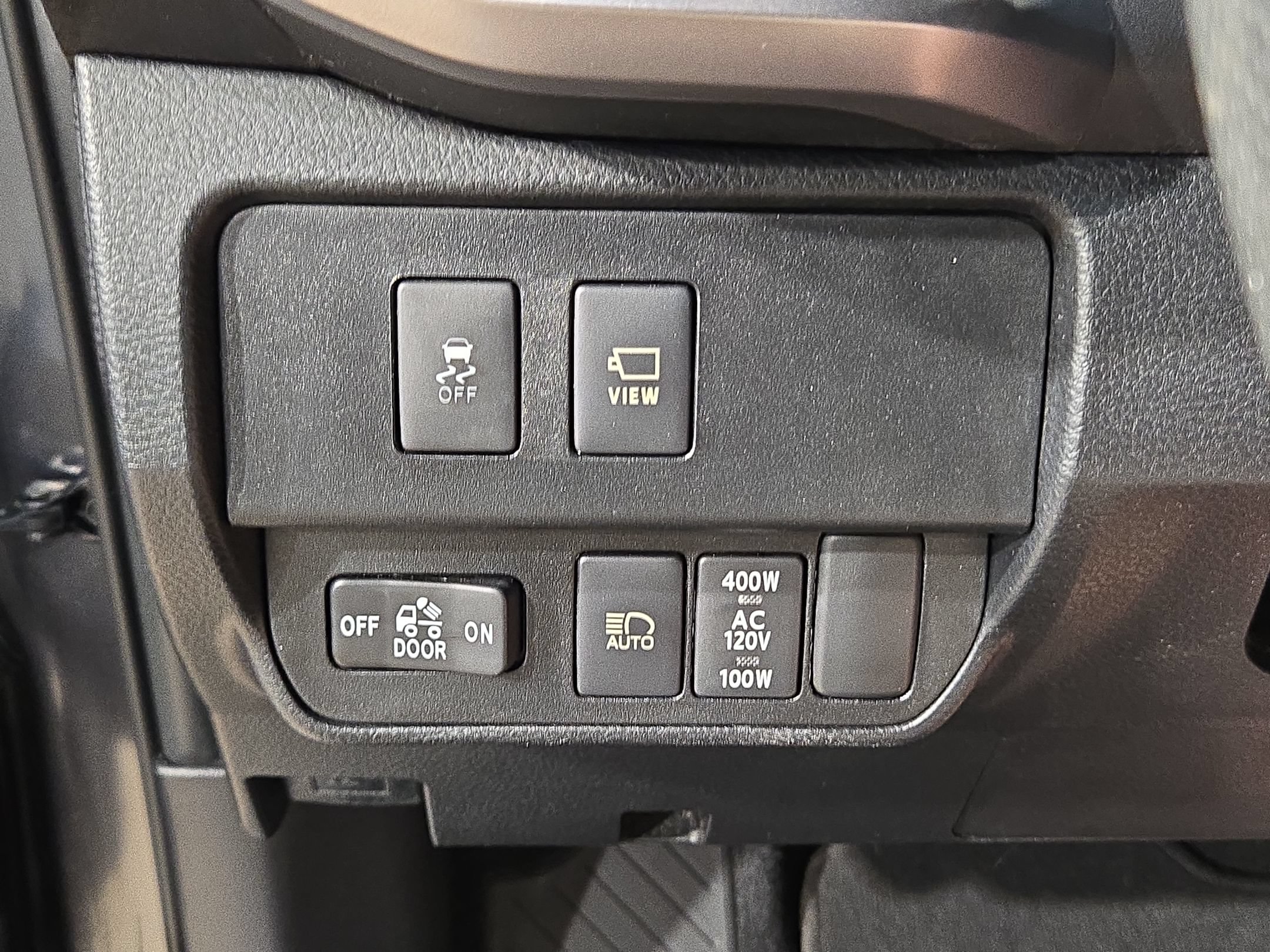 Used 2021 Toyota Tacoma Limited w/ Nightshade Package AWD/4WD image 26