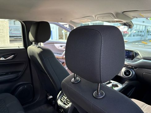 Used 2021 Chevrolet Blazer LT image 32