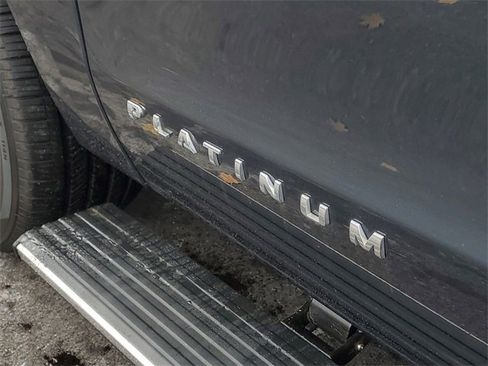 Certified 2022 Ford Expedition Platinum image 6