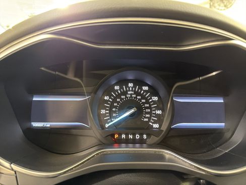 Used 2014 Ford Fusion SE w/ Equipment Group 202A FWD image 17