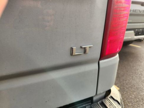 Used 2024 Chevrolet Silverado 1500 LT image 9