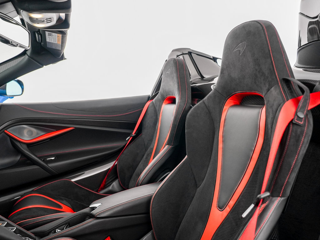 Used 2023 McLaren 720S Performance RWD image 13