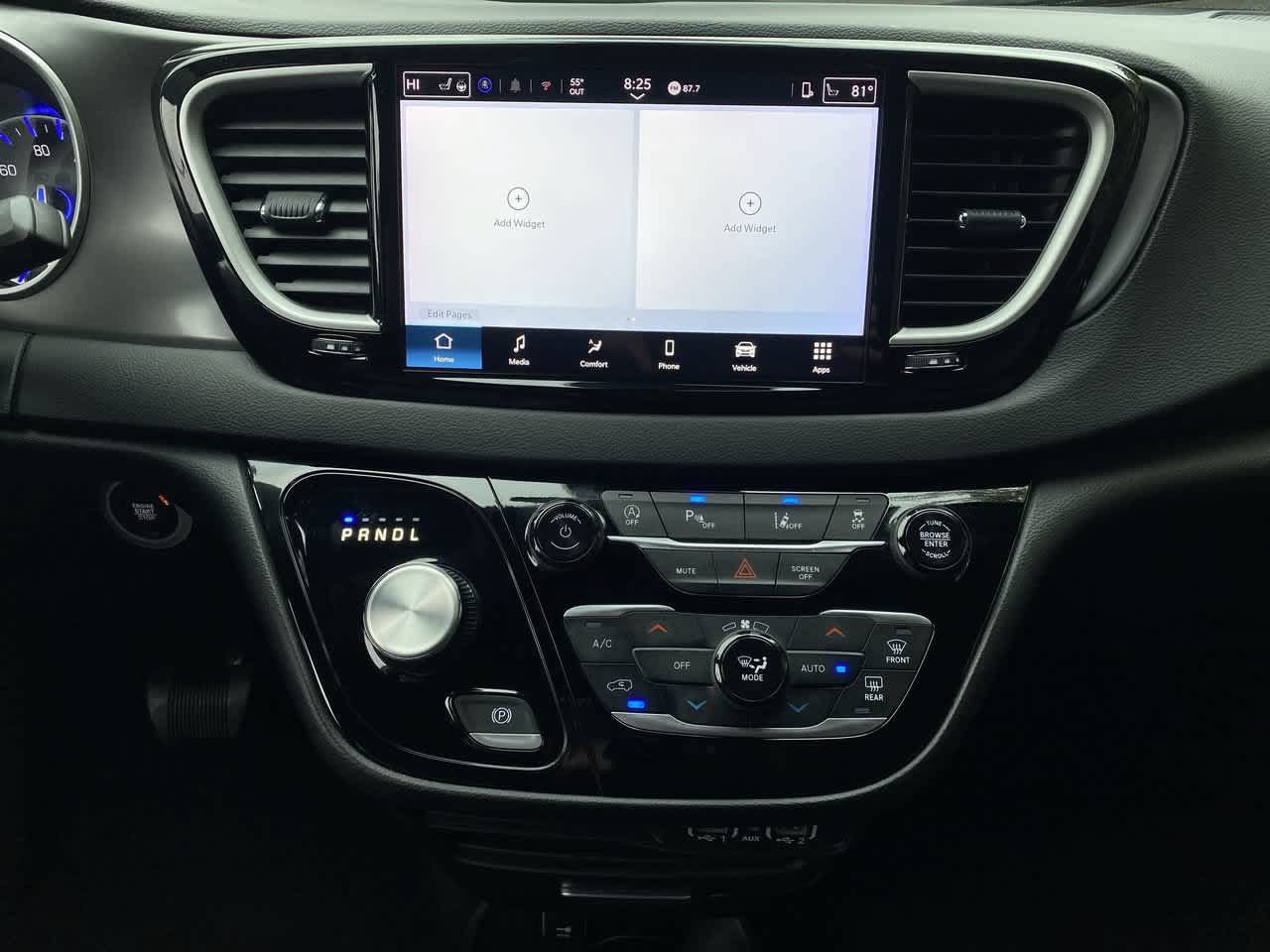 Used 2025 Chrysler Pacifica Select FWD image 24