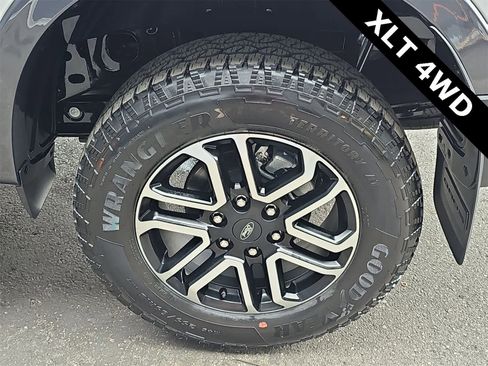 Used 2024 Ford Ranger XLT w/ Trailer Tow Package image 12