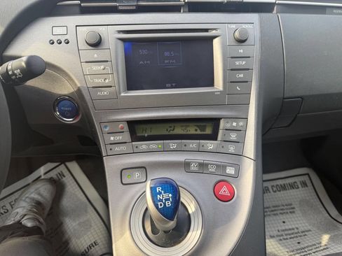 Used 2013 Toyota Prius Two image 14