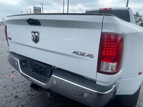 Used 2018 RAM 3500 Laramie image 15