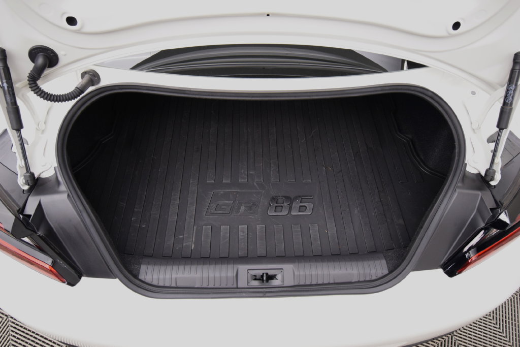 Used 2025 Toyota GR86 Premium w/ ALL Weather Mat Package (TMS) RWD image 23