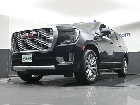 Used 2023 GMC Yukon XL Denali w/ Max Trailering Package AWD/4WD image 6