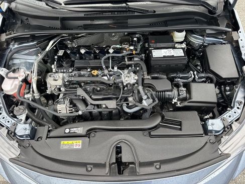 Used 2025 Toyota Corolla LE image 29