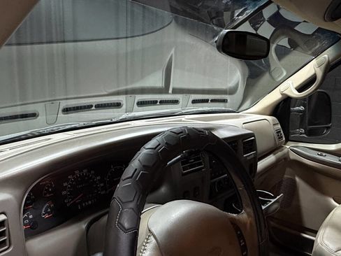 Used 2001 Ford Excursion Limited image 60