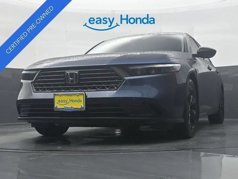 Certified 2025 Honda Accord SE image 29