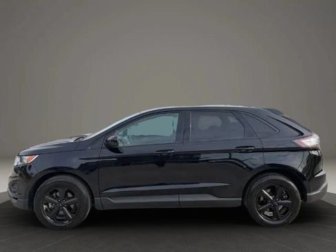 Used 2018 Ford Edge SE FWD image 4