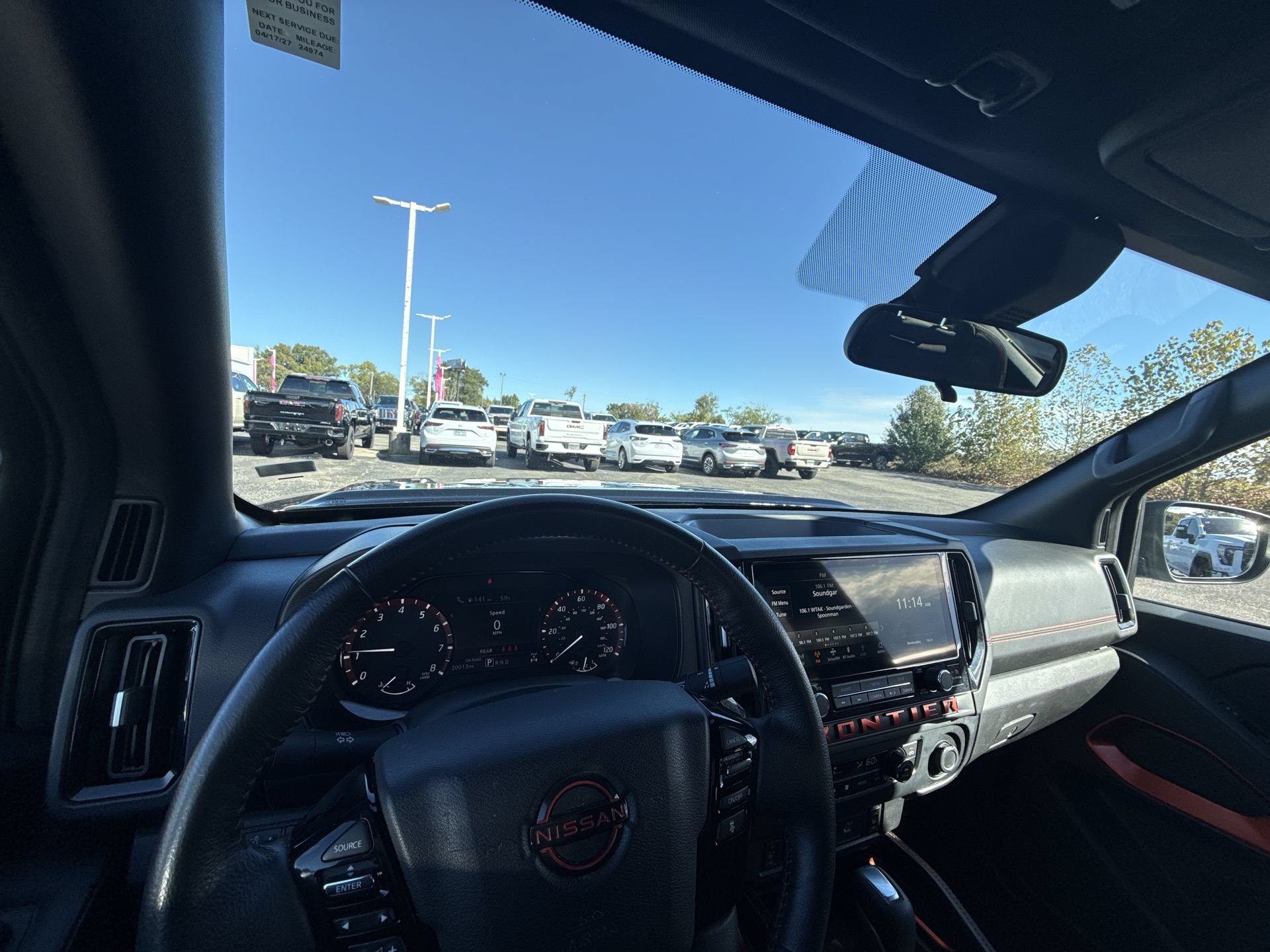 Used 2026 Nissan Frontier PRO-4X AWD/4WD image 16