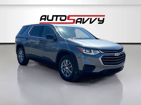 Used 2019 Chevrolet Traverse LS FWD image 1