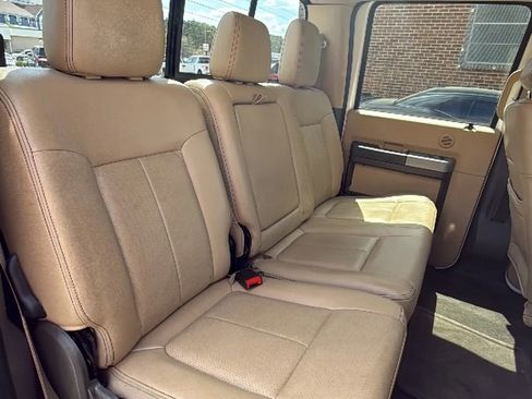 Used 2015 Ford F350 Lariat w/ Lariat Ultimate Package AWD/4WD image 28
