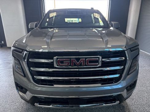 Used 2025 GMC Yukon XL Elevation AWD/4WD image 2
