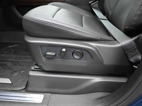 New 2026 GMC Sierra 1500 Elevation w/ Elevation Premium Package image 9