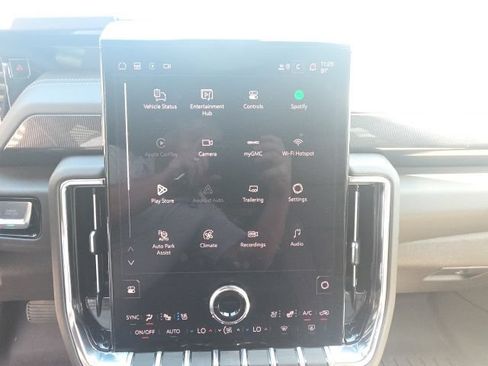 Used 2026 GMC Yukon Elevation w/ Elevation Premium Package AWD/4WD image 27