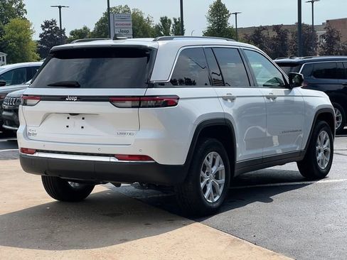 Used 2023 Jeep Grand Cherokee Limited AWD/4WD image 50