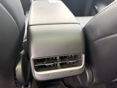 Used 2020 Tesla Model Y Performance AWD/4WD image 11