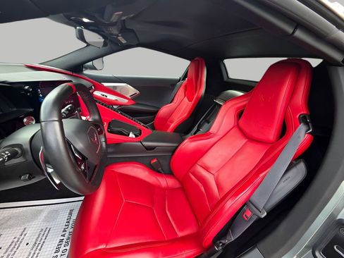 Used 2023 Chevrolet Corvette Stingray Preferred Conv w/ Z51 Performance Package RWD image 17