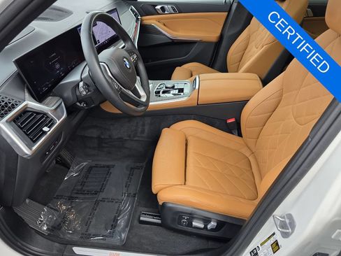 Used 2024 BMW X5 xDrive40i w/ Premium Package AWD/4WD image 9